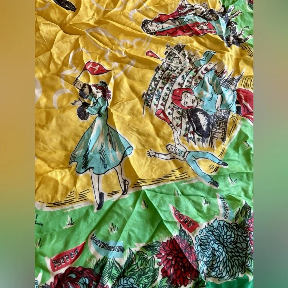 Vintage 1950s Silk College Football Scarf - Floral Border (many teams featured) - Picture 6 of 7
